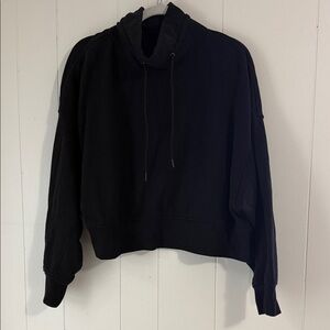 Womens Cropped Pullover